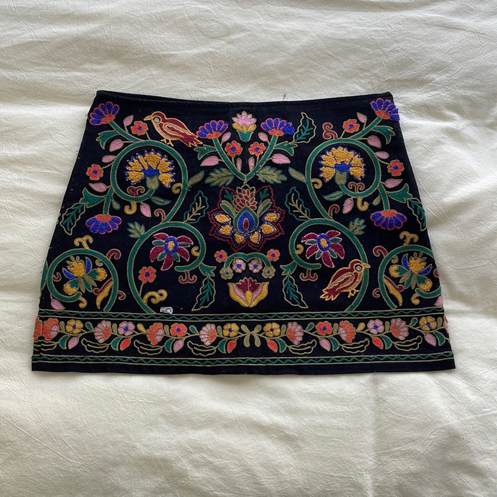 Zara Embroidered Mini Skirt, Size XS